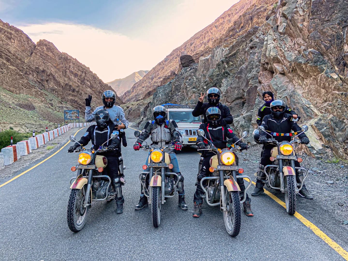 Best Ladakh Bike Trip from Manali to Leh with Umling La & Tso Moriri